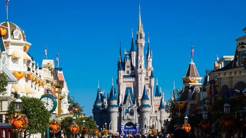 Magic Kingdom - Cinderella Castle and Main Street -Guide2WDW