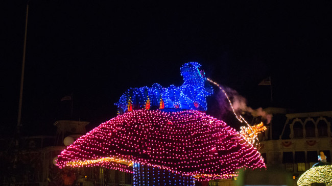 Caterpillar - Main Street Electrical Parade - Disney World