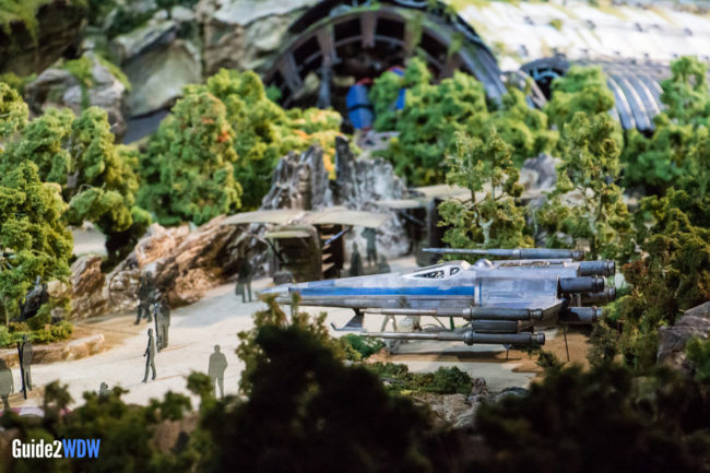 X-Wing - Star Wars: Galaxy's Edge Model - Disneyland and Disney World