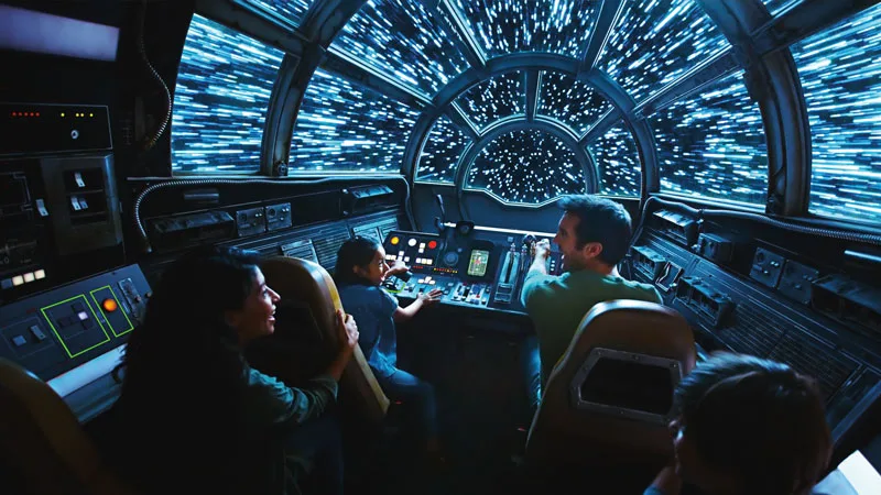 Star Wars Galaxys Edge - Ride- Millennium Falcon Smugglers Run