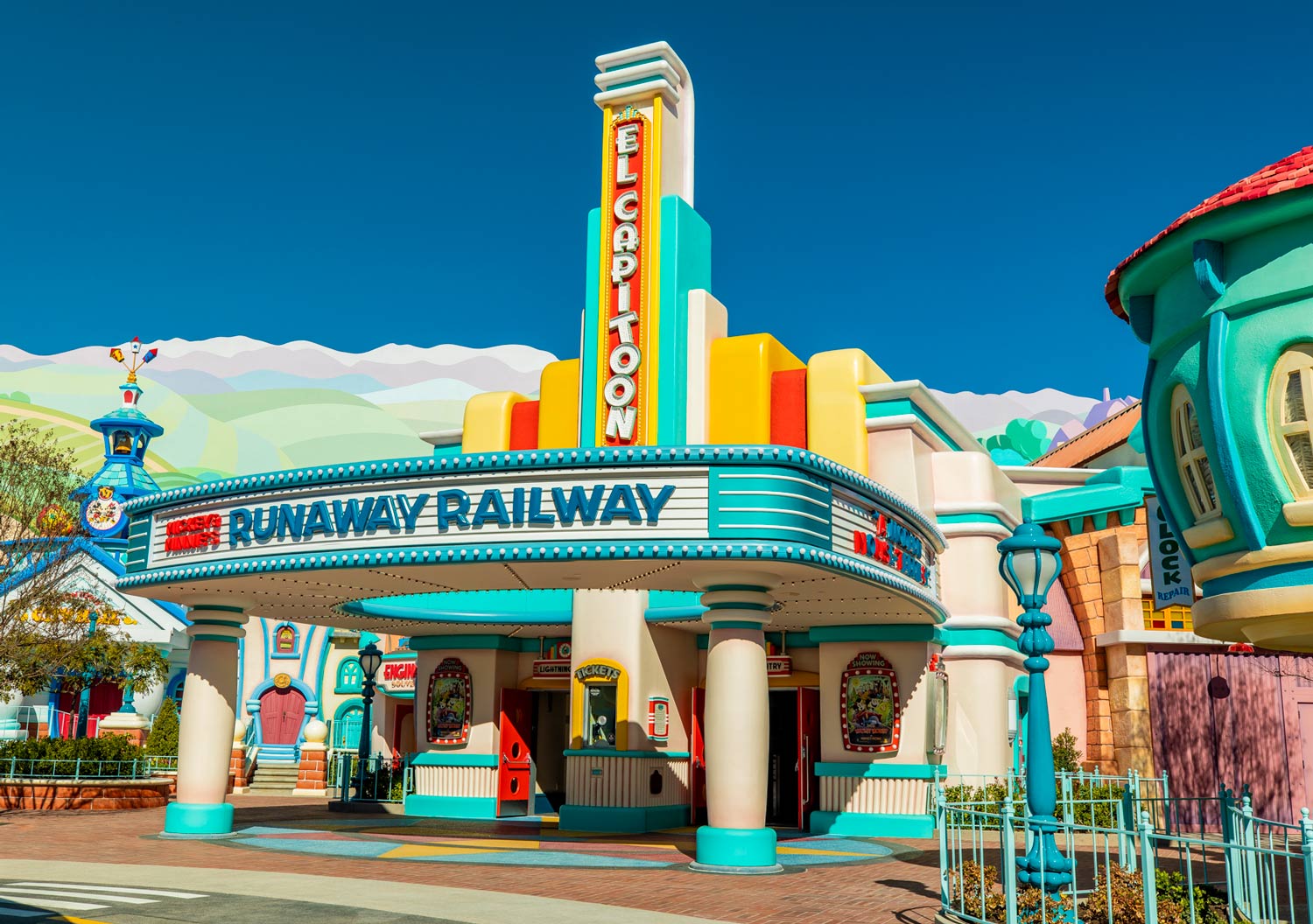 Mickey and Minnie’s Runaway Railway at Disneyland - Toddler Friendly Rides