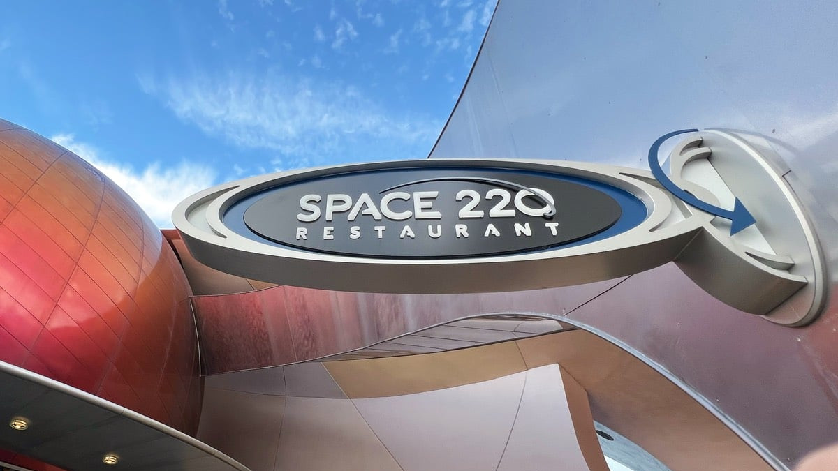 Space 220 - EPCOT Restaurant - Disney World Dining