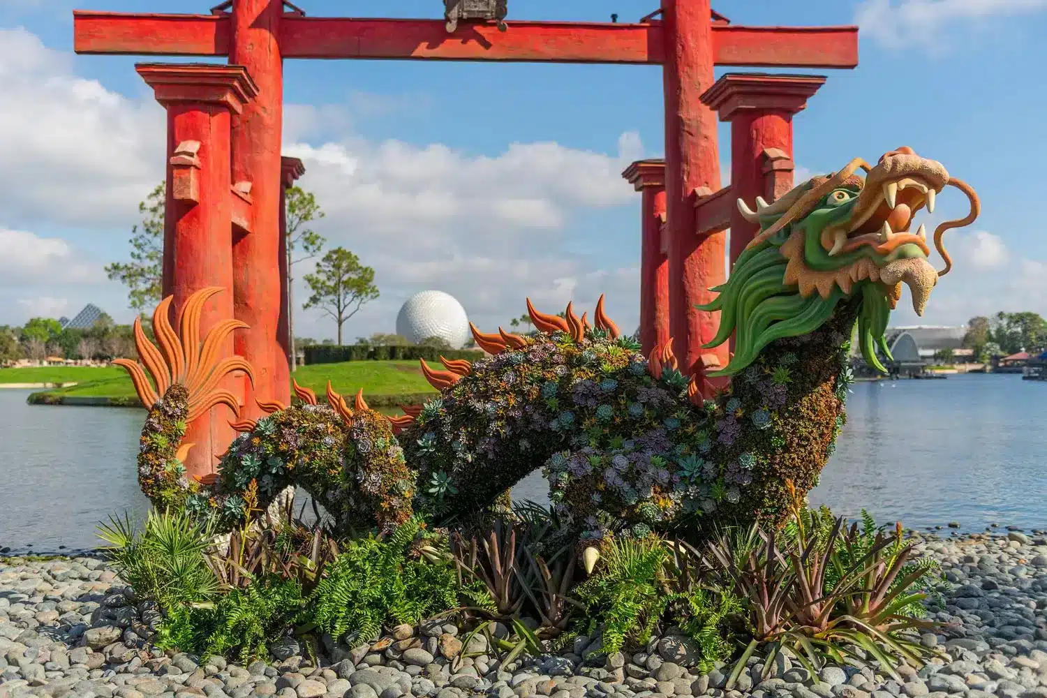 Dragon Japan - EPCOT Topiary