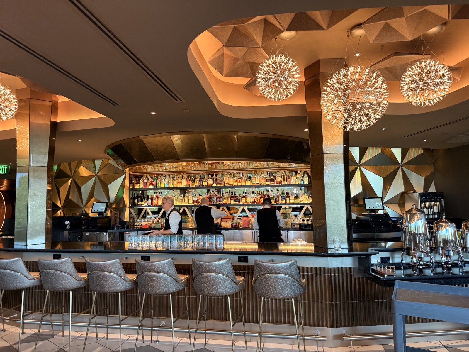 GEO-82 2 - EPCOT Restaurant - Guide2WDW