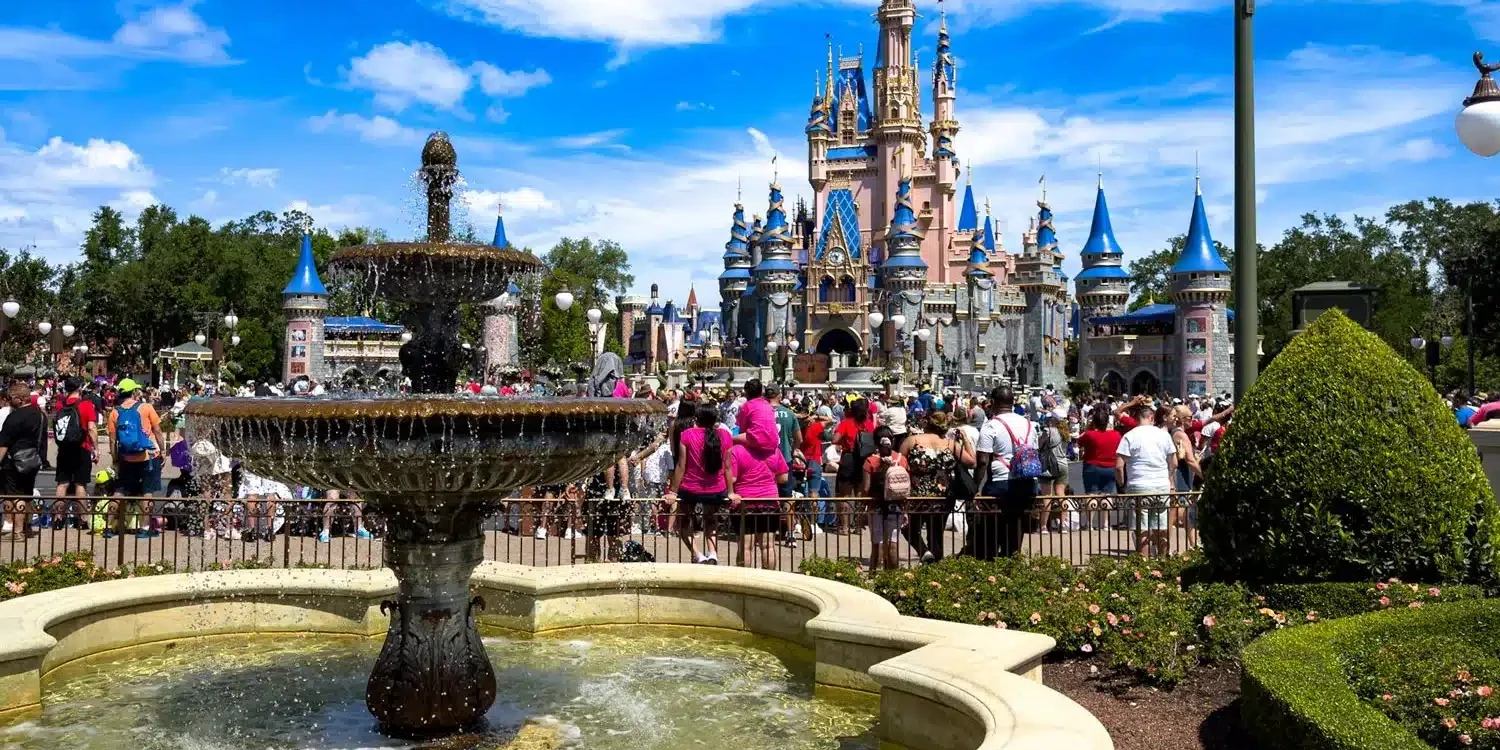 Cinderella Castle - Magic Kingdom - Disney World