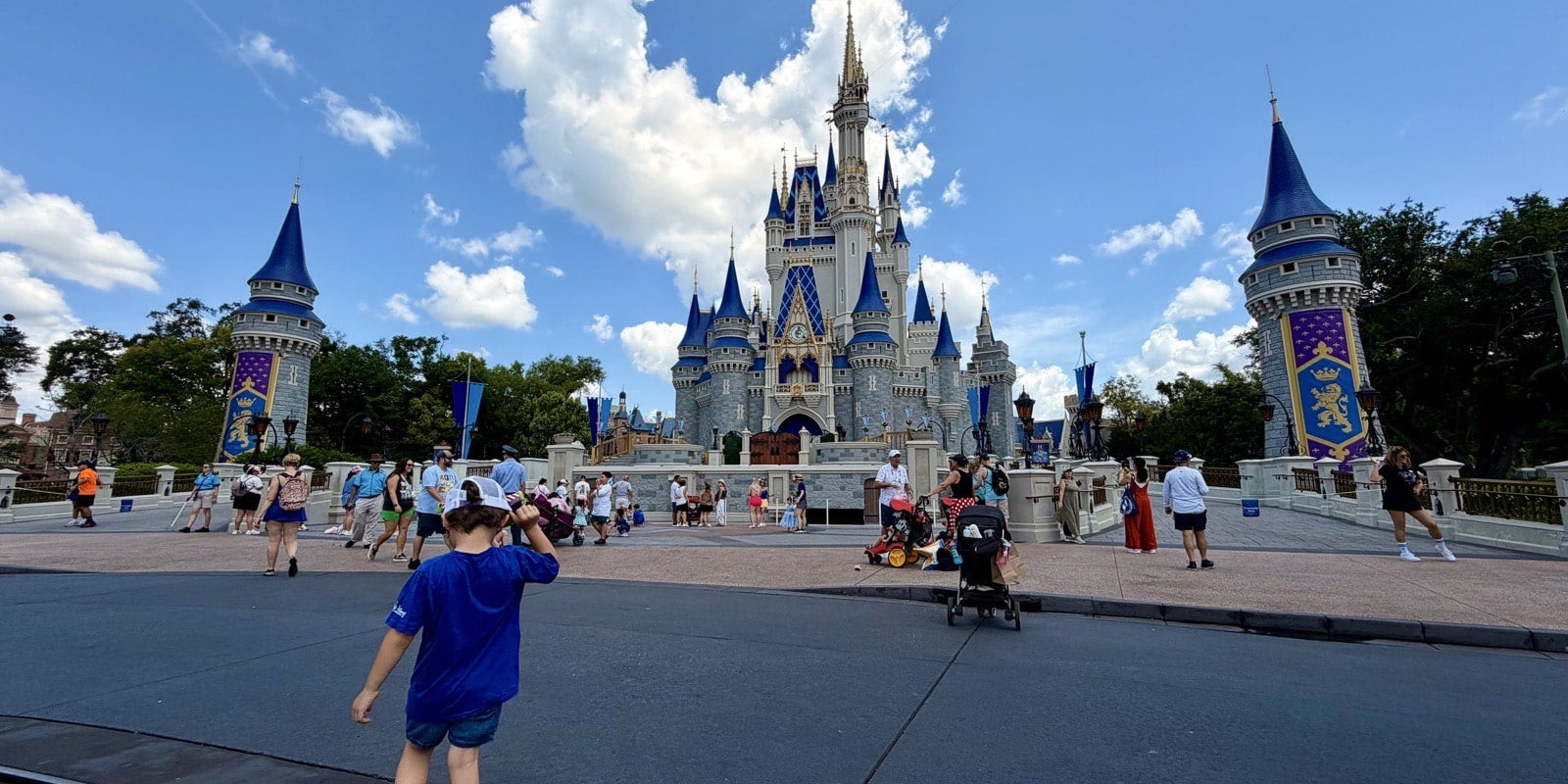Magic Kingdom - Cinderella Castle - Guide2WDW