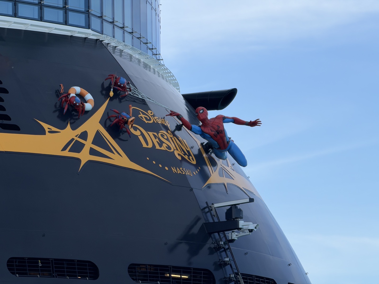 Spider-Man Stern - Disney Destiny Cruise Ship