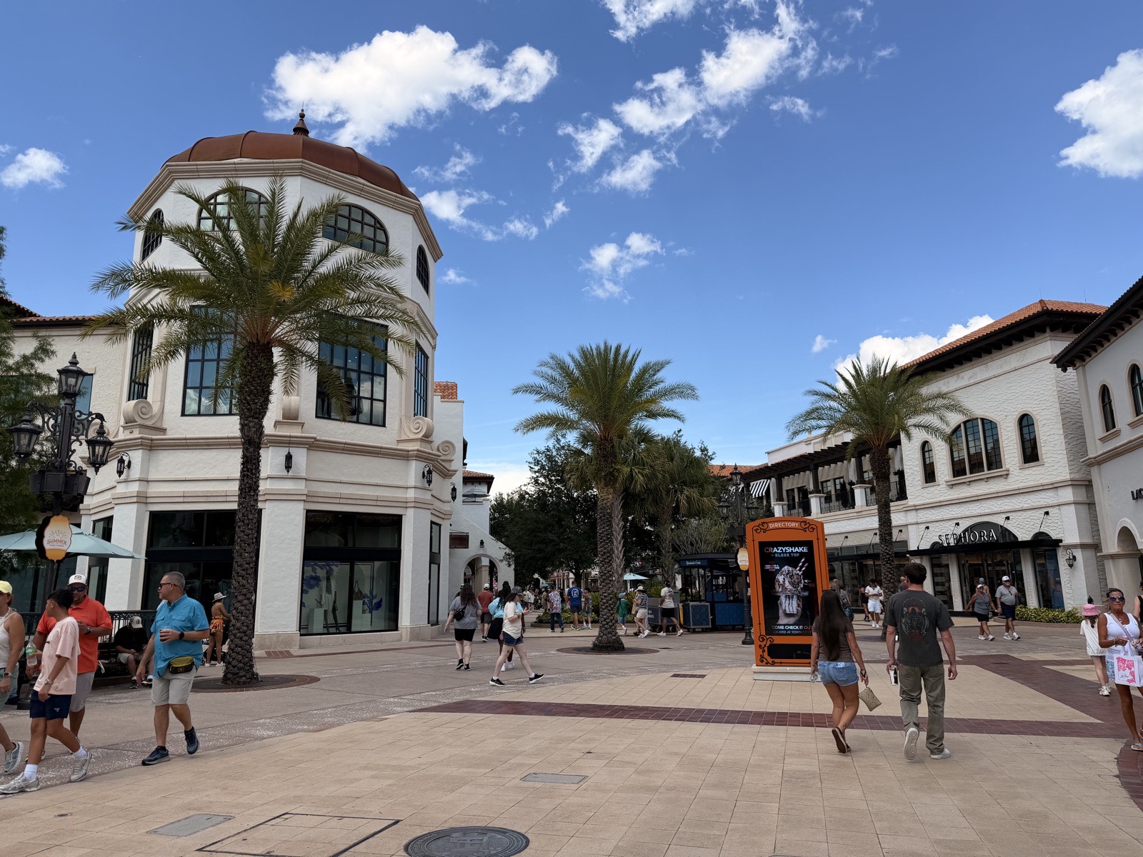 Disney Springs Walkway - Guide2WDW