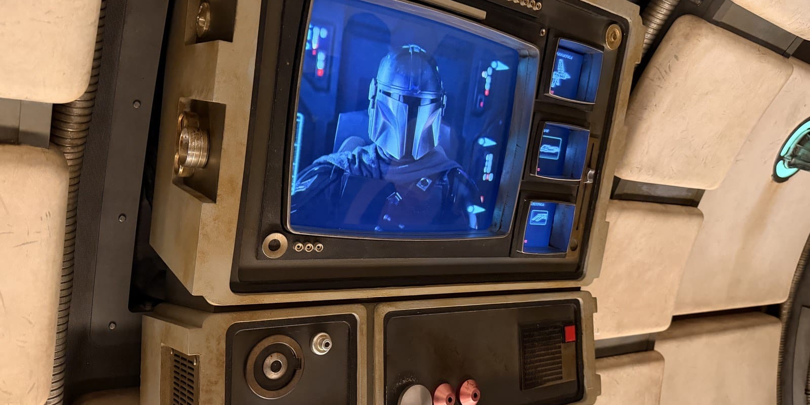Mando Mission Briefing - Millennium Falcon Smugglers Run - Hollywood Studios Ride - Guide2WDW