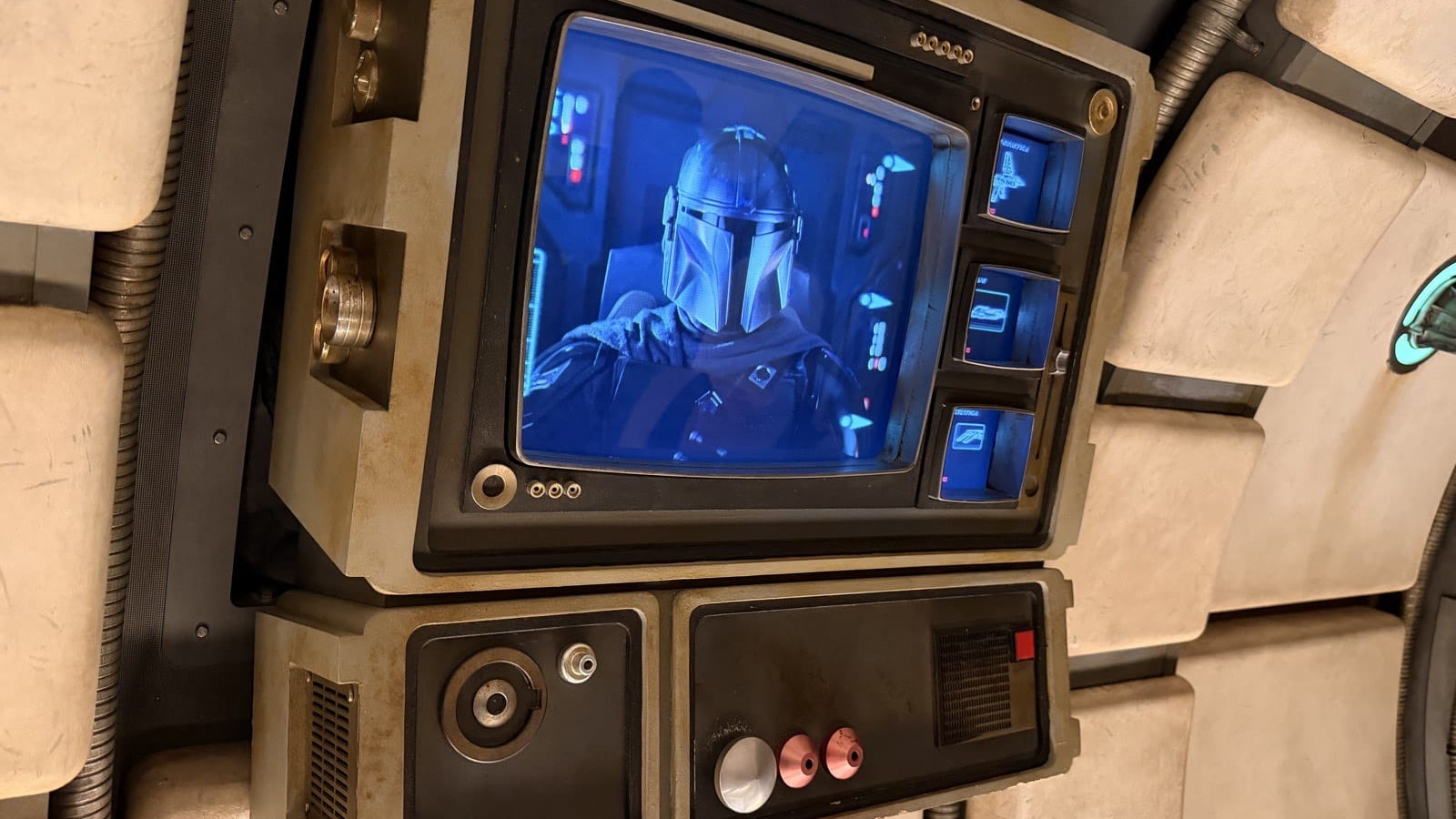 Mando Mission Briefing - Millennium Falcon Smugglers Run - Hollywood Studios Ride - Guide2WDW